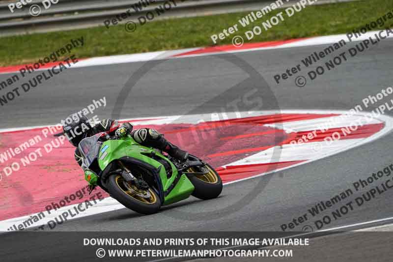 cadwell no limits trackday;cadwell park;cadwell park photographs;cadwell trackday photographs;enduro digital images;event digital images;eventdigitalimages;navarra;no limits trackdays;peter wileman photography;racing digital images;trackday digital images;trackday photos